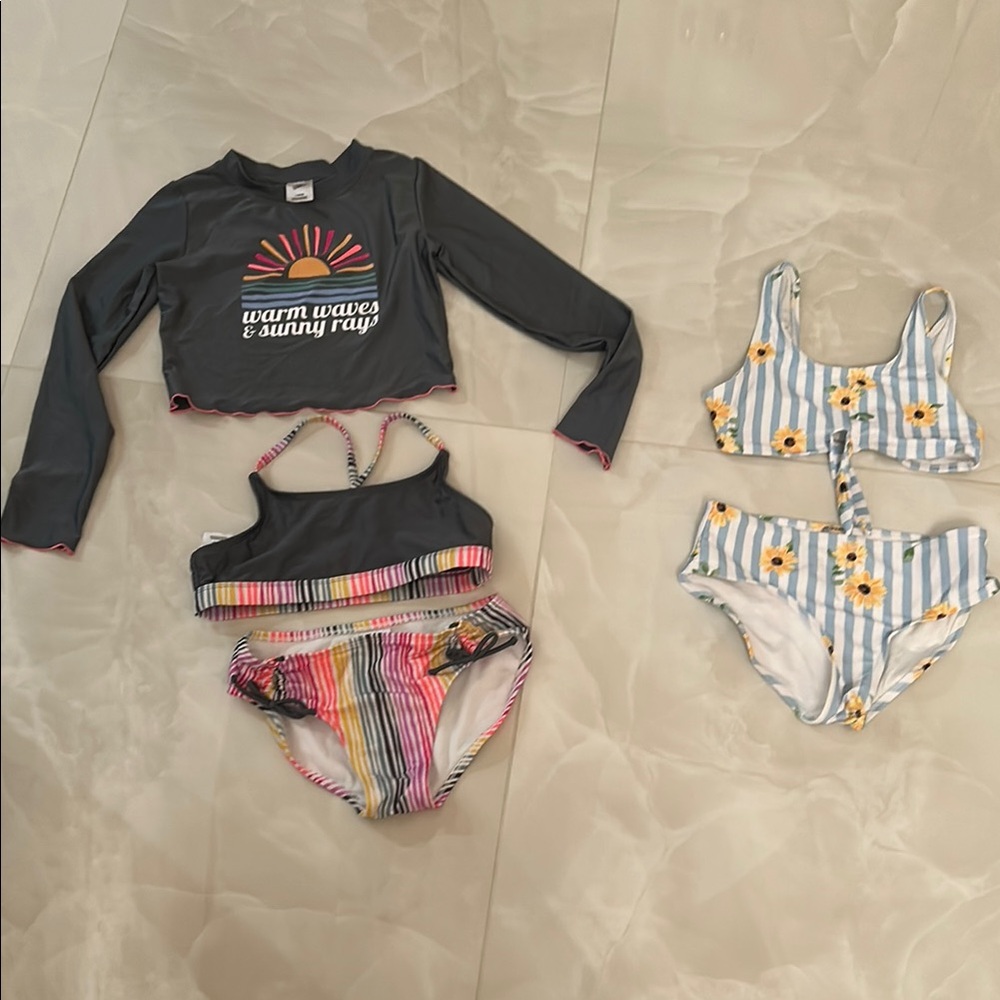 art class Gray and Multicolor Old Navy Kids Swim Rashguard Set